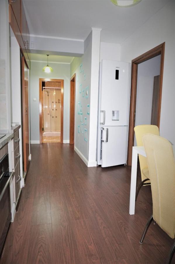 Nosen Apartment Bistriţa Exteriör bild
